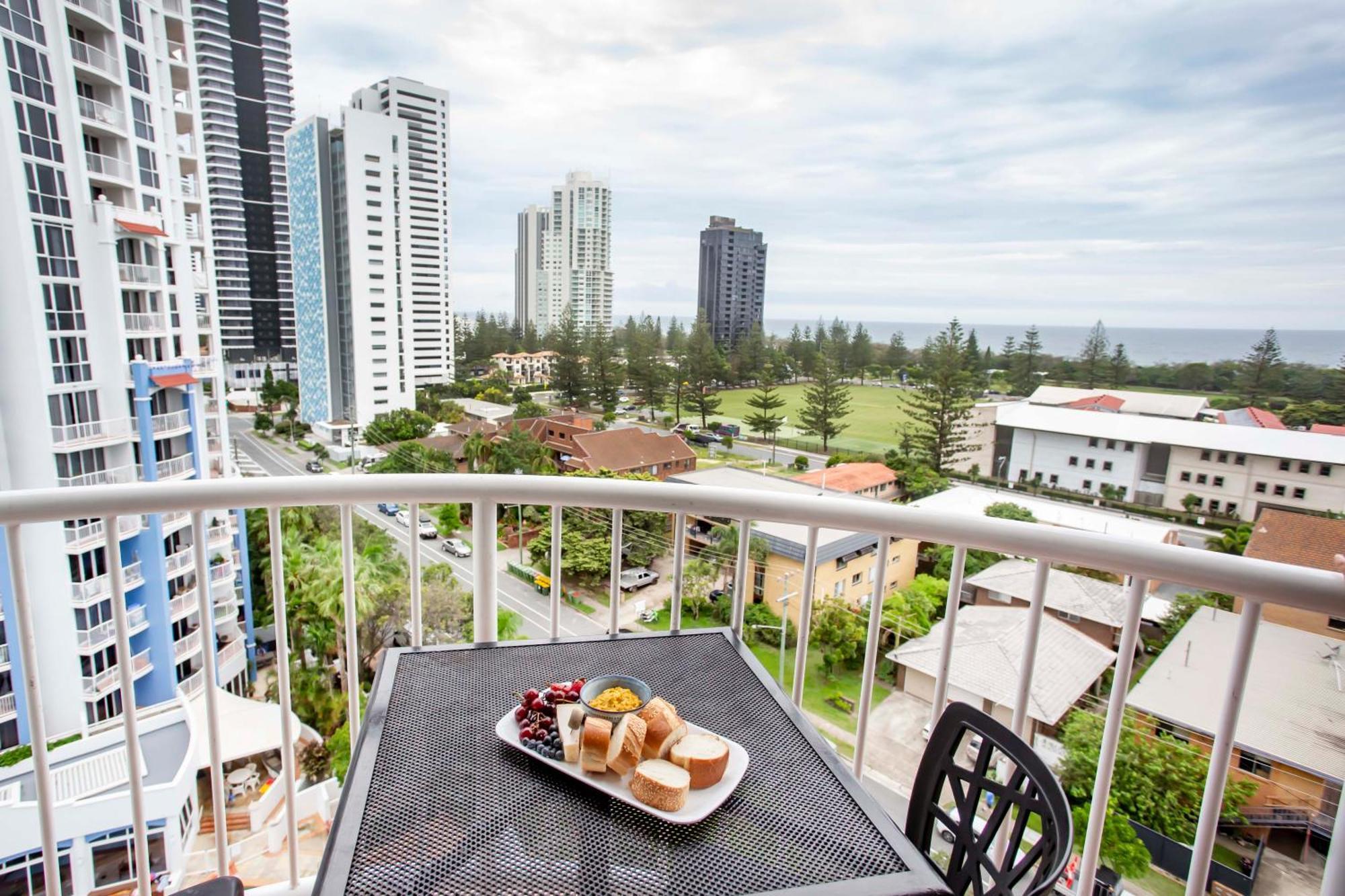 Bel Air On Broadbeach - Official Gold Coast Eksteriør billede